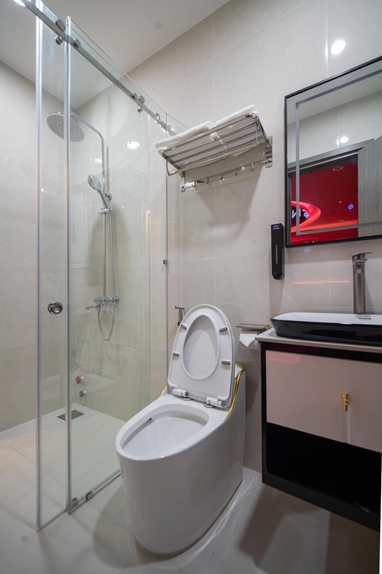 Готель Chiic House 6 - Khach San Tinh Yeu Вунгтау Екстер'єр фото
