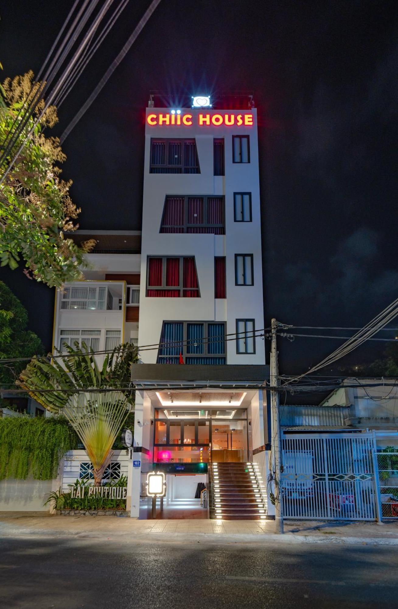 Готель Chiic House 6 - Khach San Tinh Yeu Вунгтау Екстер'єр фото