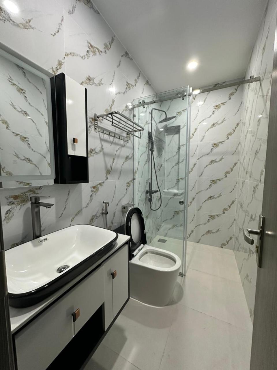 Готель Chiic House 6 - Khach San Tinh Yeu Вунгтау Екстер'єр фото